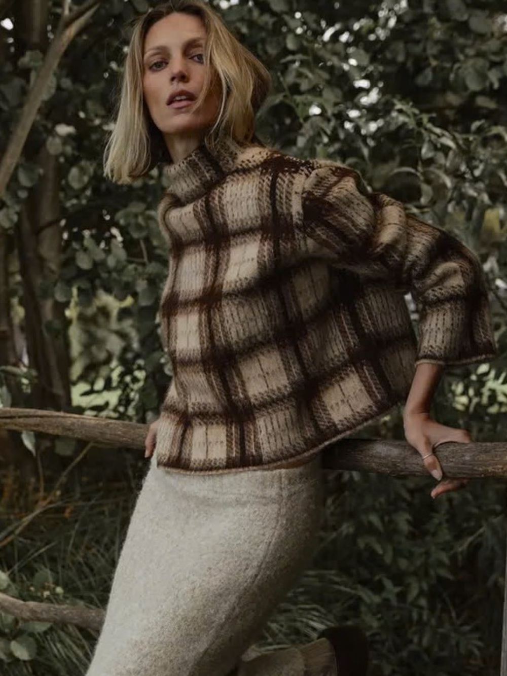 NWT. Zara Brown/Tan Plaid Brushed Effect Knit Sweater. Size S.